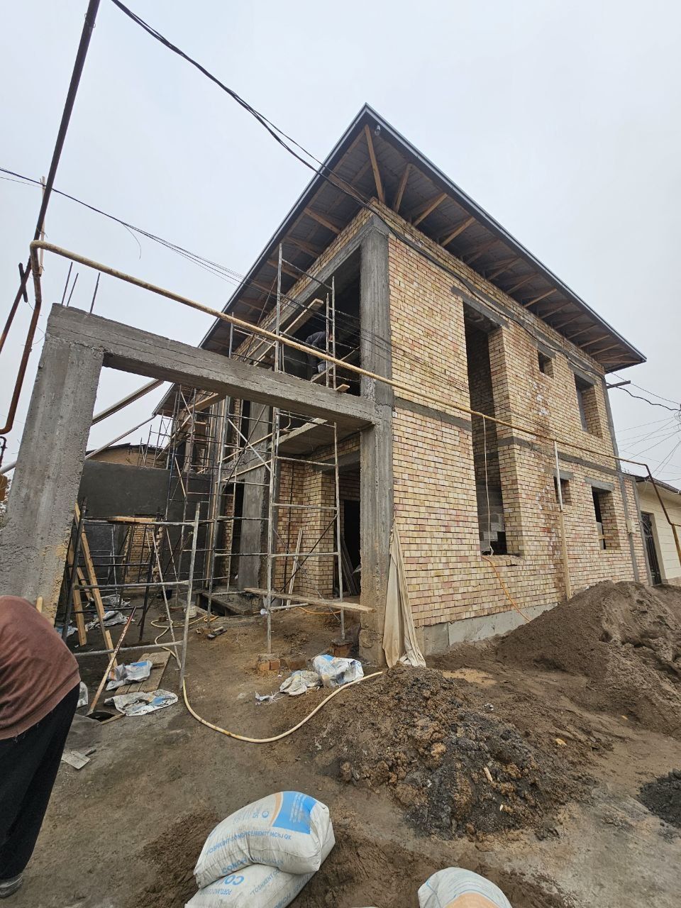 Продам евро Коттедж Мирзо-Улугбекский Карасу 6  1,2 соток 3 уровня