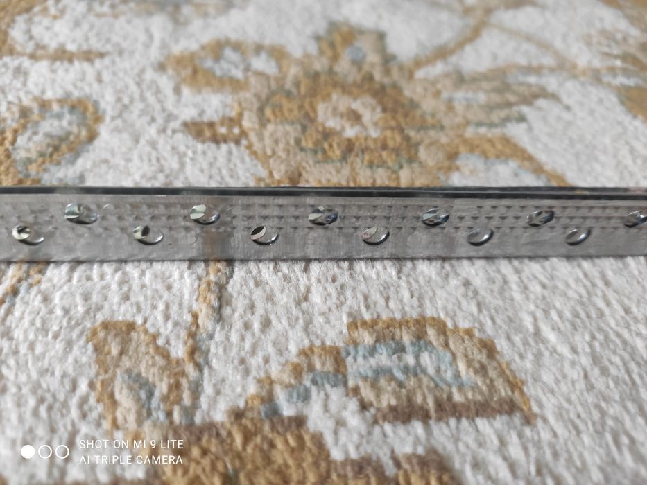 Продам перфоуголки новые