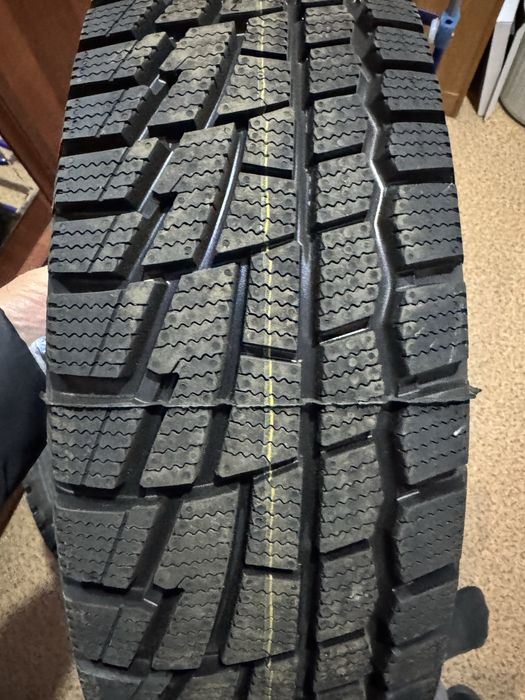 Зимные шины новые