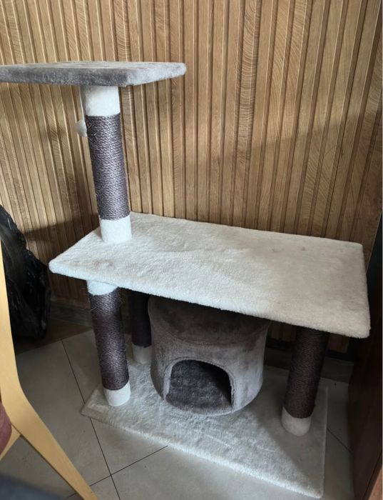 Продавам Котешка катерушка