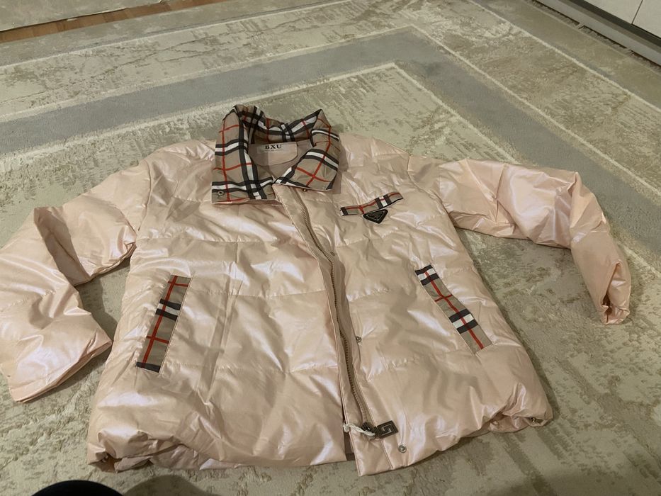 Куртка 5000тг размер XL. новый киілмеген