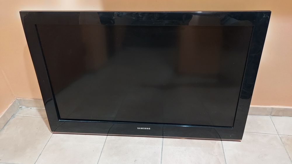 Плазменый телевизор samsung