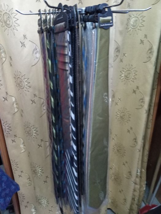 Галстуки  разные  новые Турция