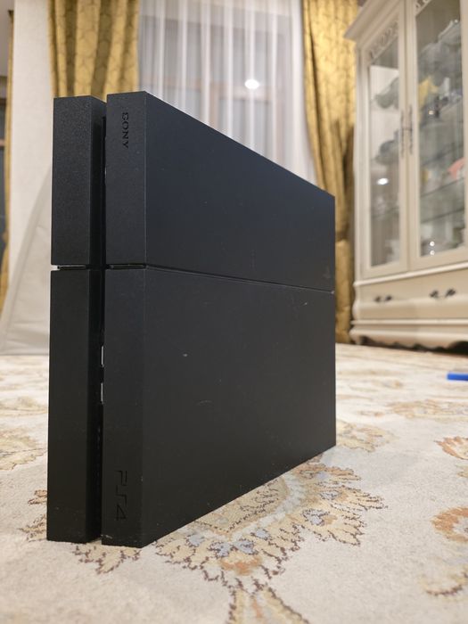 Playstation 4 500гб