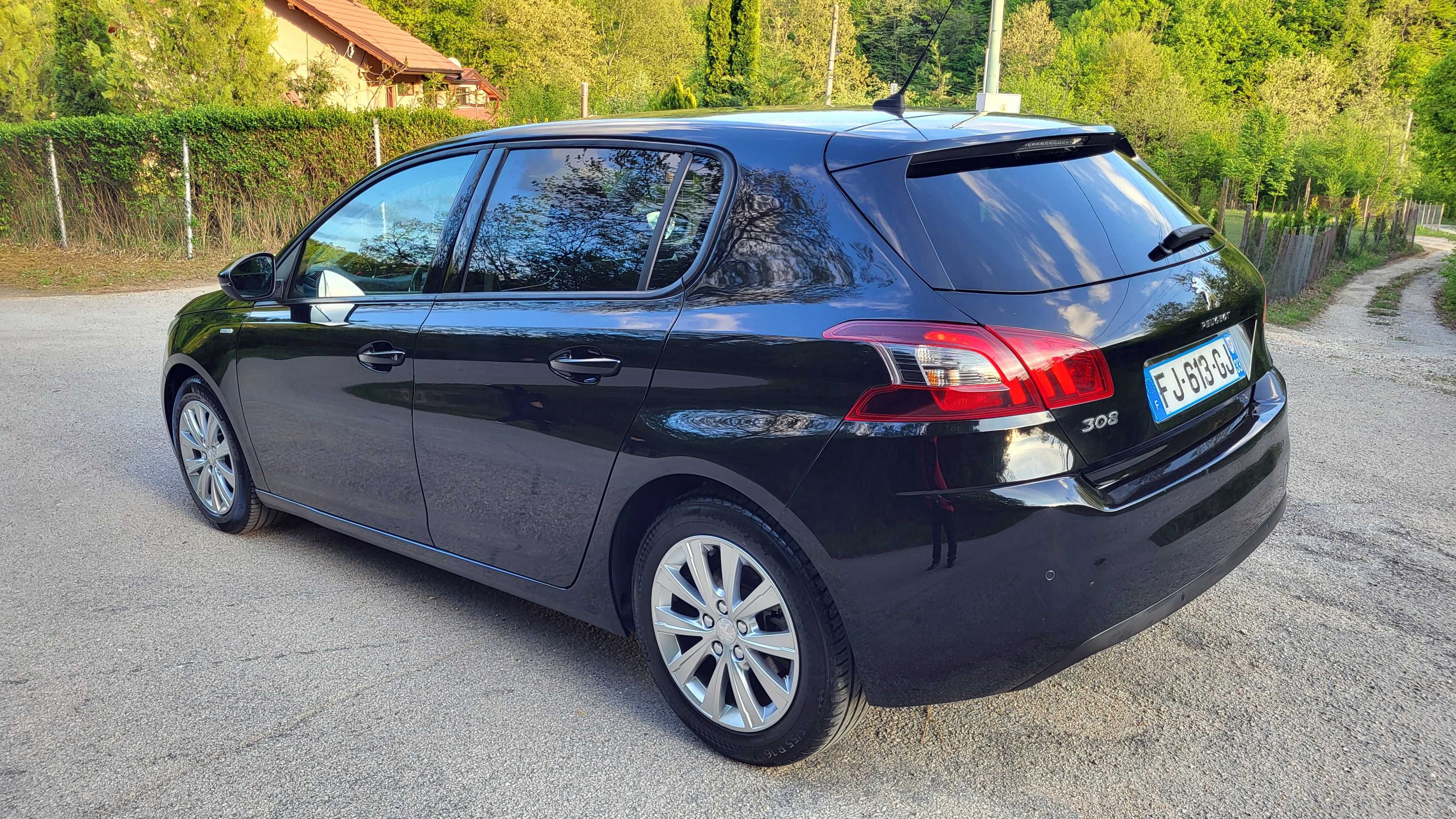 Peugeot 308 1.5BlueHDI 131к.с. 62700км.