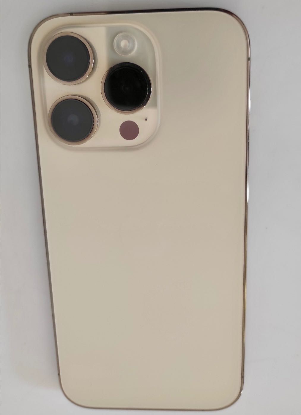 Изключително Запазен iPhone 14 Pro 256GB