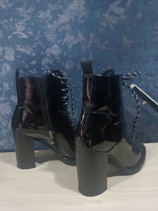 Продам ботильоны