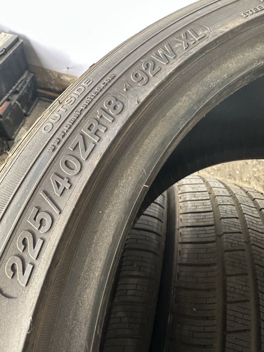 225/40/18 Radar dot24