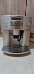 Кафе автомат "Delonghi Magnifica"