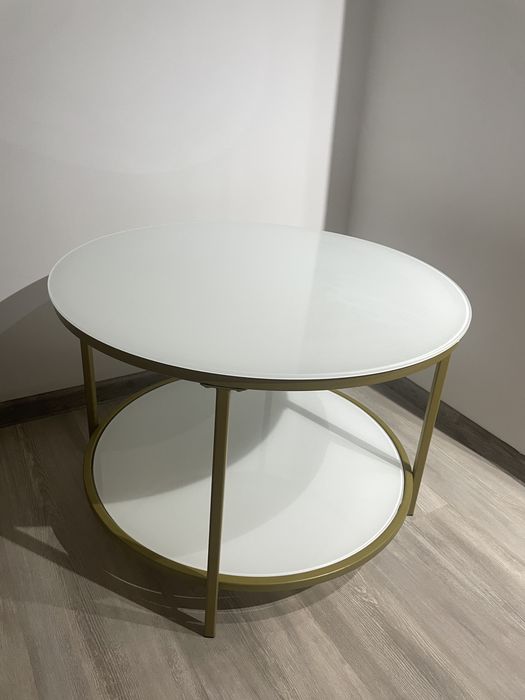 Vand masa pentru living