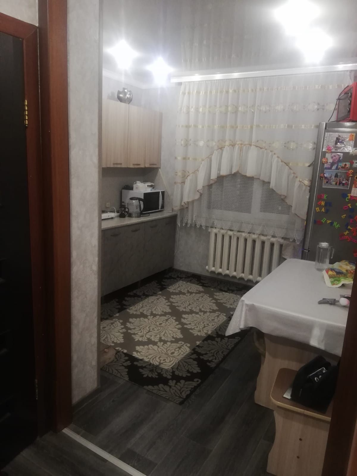 Продам двухкомнатную квартиру. Район Дачный, Назарбаева 295