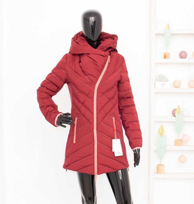 Kari Traa VOSS CASUAL JACKET дамско яке парка пухено хибрид червено XS