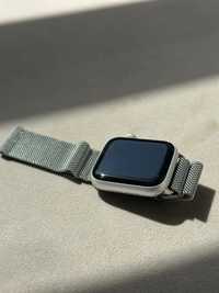 Apple Watch SE 40мм