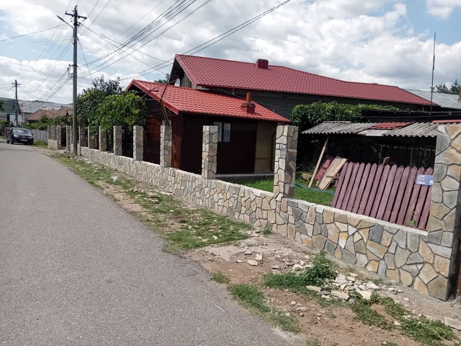 Pavaj din piatra naturala poligonala