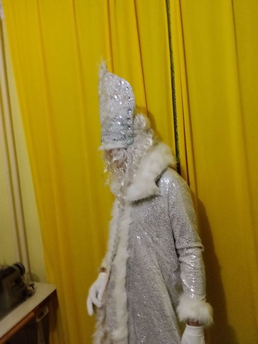 Корбобо ва коркиз ялмогиз гоинч кийимлари сотилади ва ижарага берилади