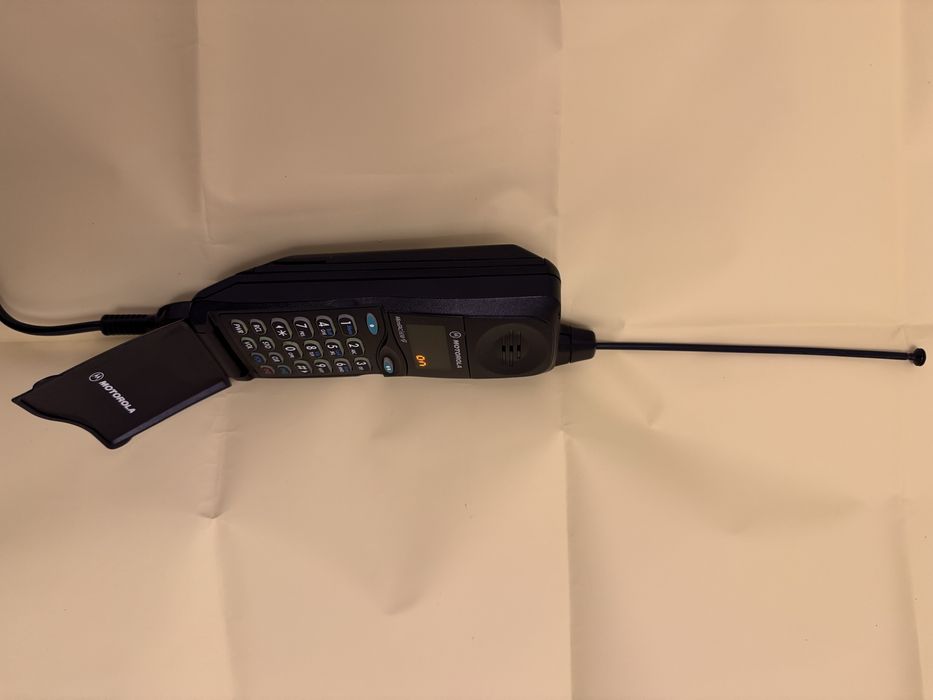 Motorola microTAC 650e