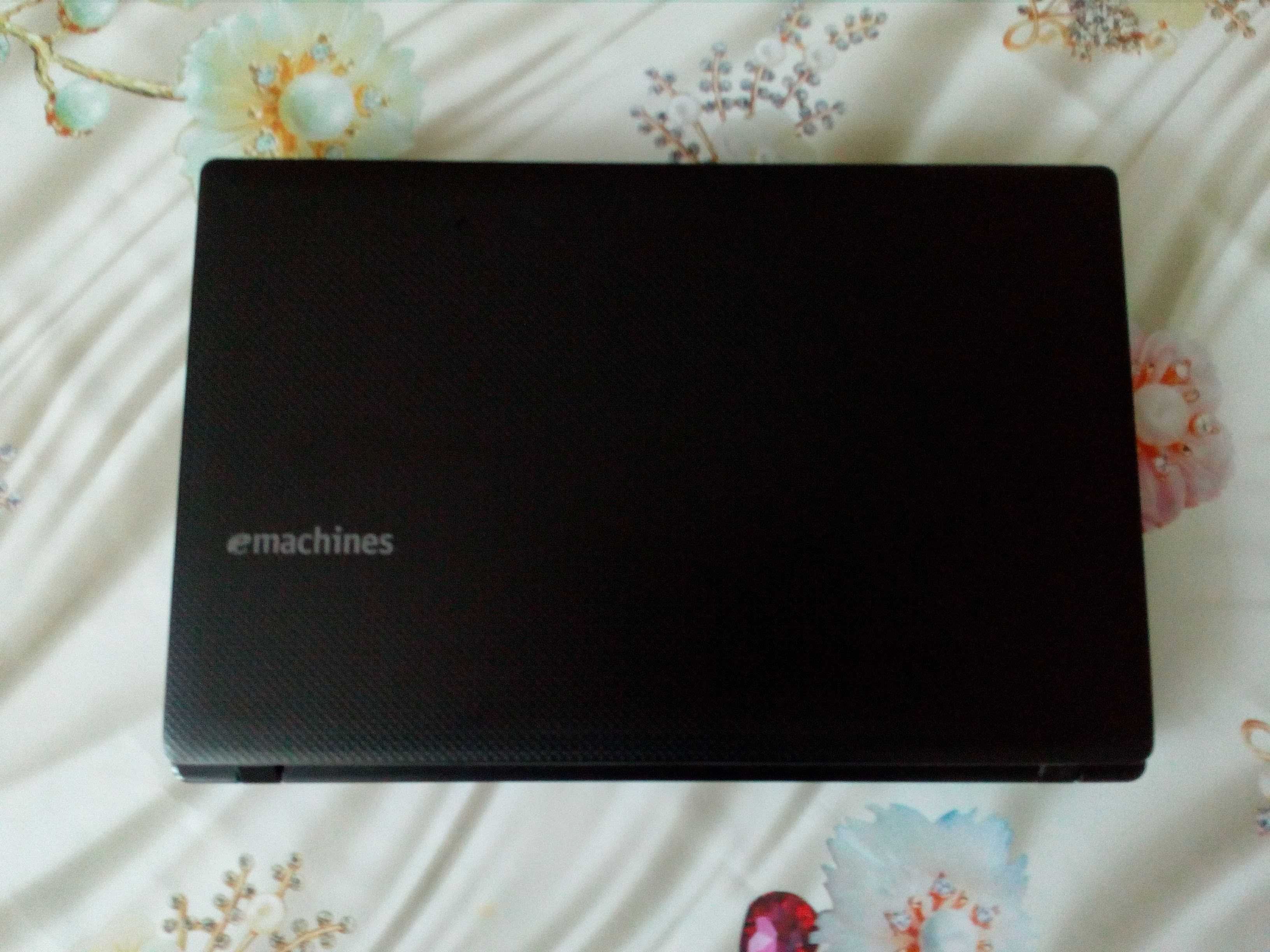 Ноутбук Acer eMachines