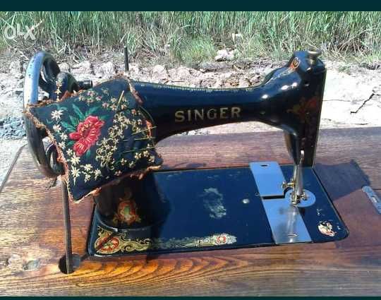 Машинка швейная ножная SINGER