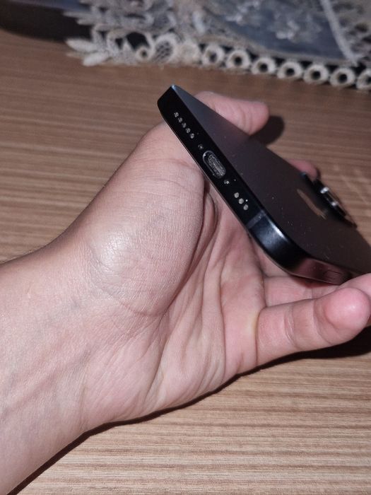 Iphone 15 impecabil!