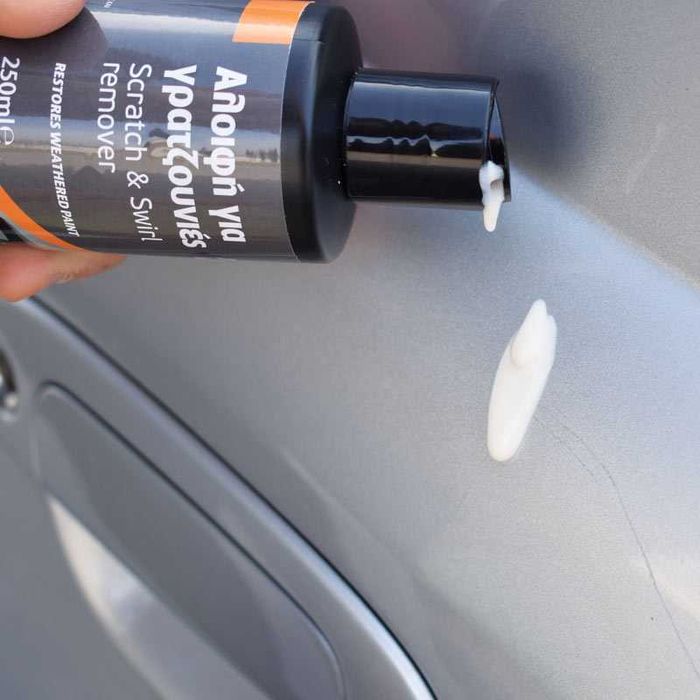 Препарат за отстраняване на драскотини CarTech 250мл.