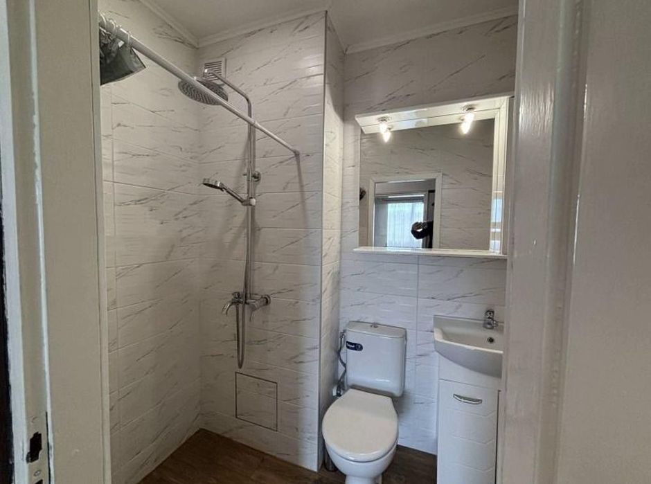 Дава се под наем Тристаен апартамент в София, Гоце Делчев - 100 кв.м за 880 € - Снимка #8