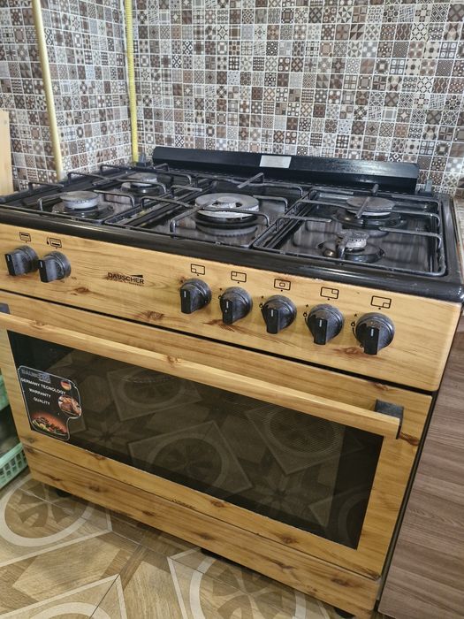 Плита газовая в отличном состоянии