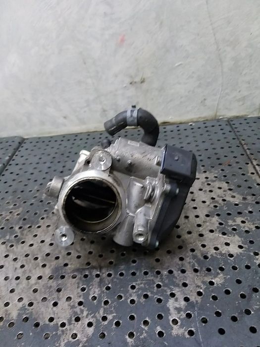 Clapeta acceleratie 2.0 tdi vw golf 7 04l128687e 04l128063t a2c94859900