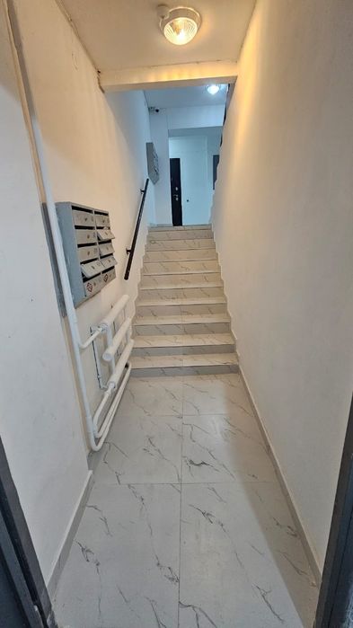 Продаю квартиру ,б