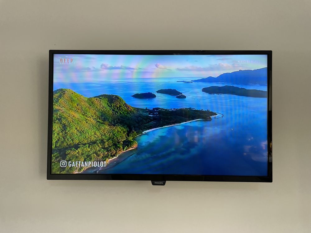 Televizor Smart LED, Philips- 80 cm, HD