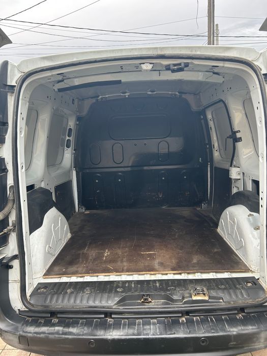 Renault Kangoo autoutilitară , diesel