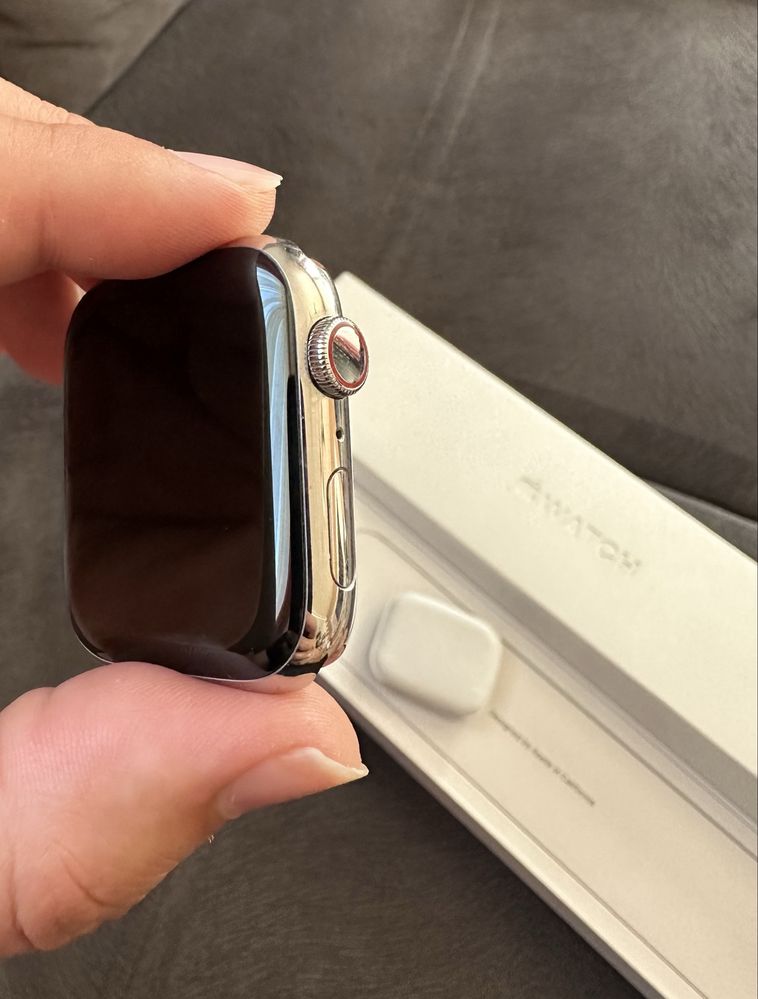 Apple Watch 7 45mm GPS + Cellular Stainless Steel