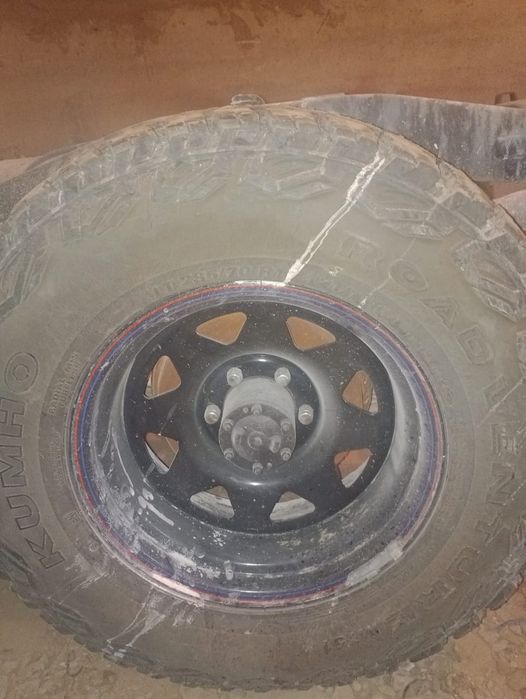 285/70/17 диски с резиной