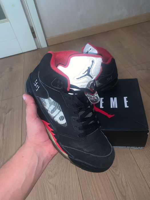 Air Jordan 5 retro supreme black marimea 41