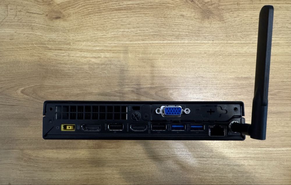 Desktop Lenovo ThinkCentre M920q (i5-9500t, 1x16gb, SSD-250 gb, Wifi)