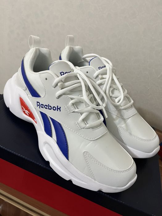 Продам кроссовки Reebok новые!