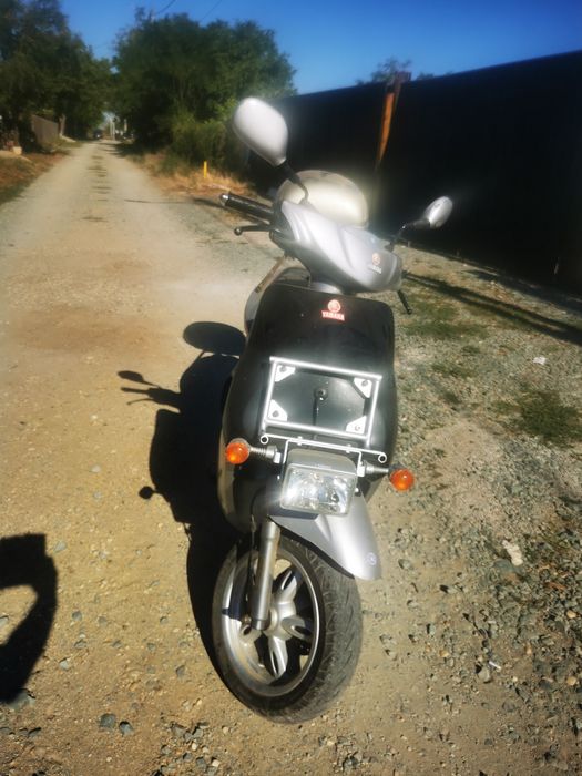 Scuter Yamaha Neos 4t