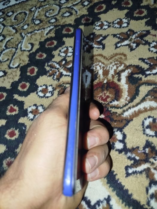 Redmi 8 xotira 3/ 32