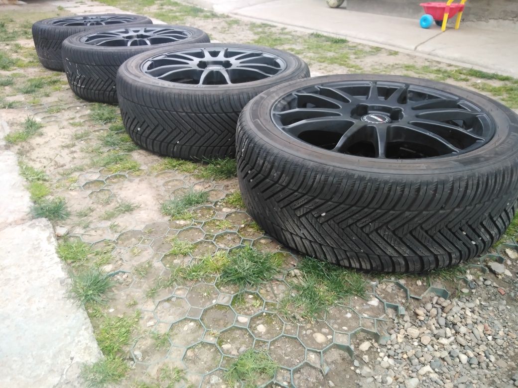 Roti 235/45R18 cu jante 4x108