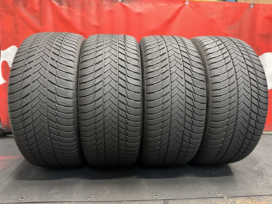 275 45 20, Зимни гуми, Bridgestone BlizzakLM001, 4 броя