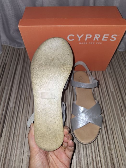 Sandale piele Cypres marime 38.