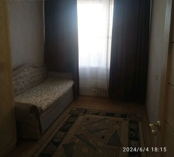 Сдается 3 комнатная квартира, 28- мкр 31- дом, 2- этаж.