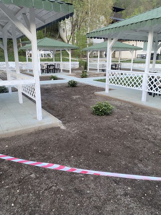 Pamant negru vegetal pentru amenajați spații verzi cu gazon rulou