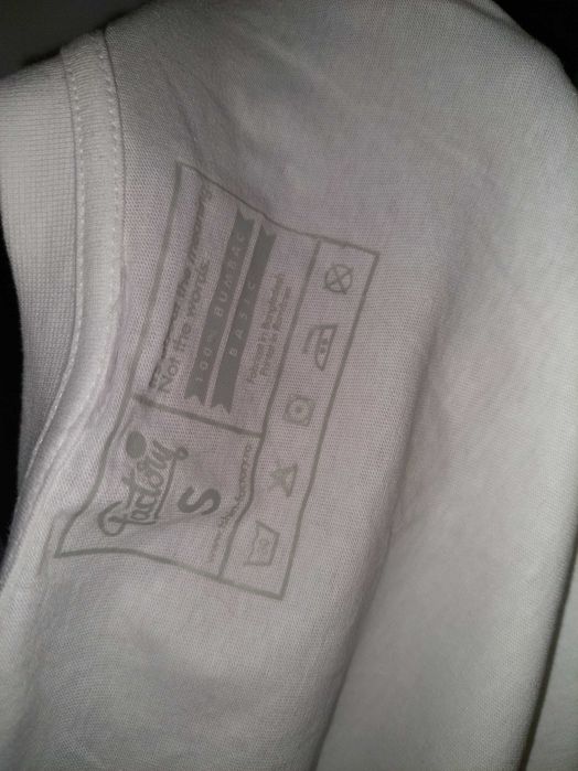 Tricou alb cu pisică șmecheră What the meow you doin?