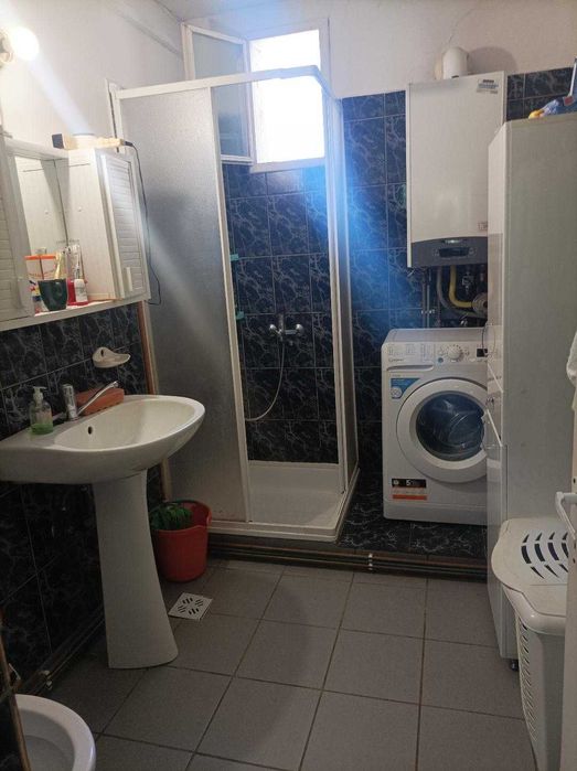 casă  2 camere zona 22 Decembrie