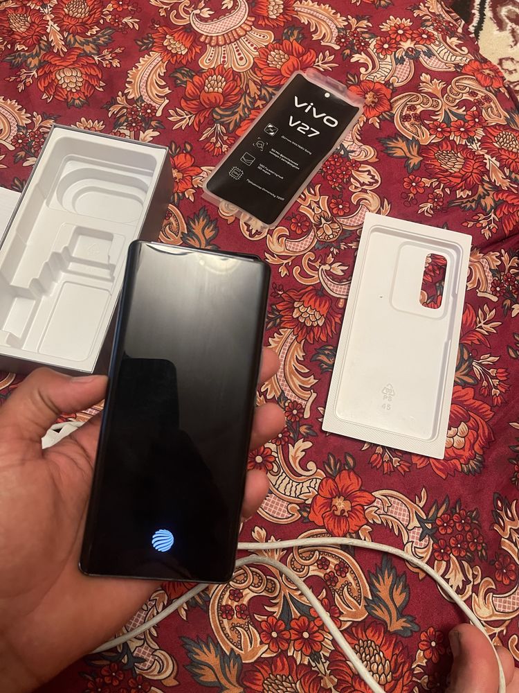 Vivo V27 12/256 5G kor dok bor
