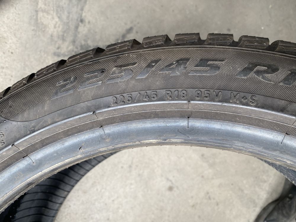 Anvelope M+S 225 45 18 Pirelli