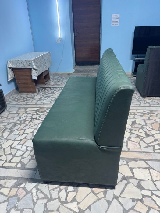 Диван сотилади арзон