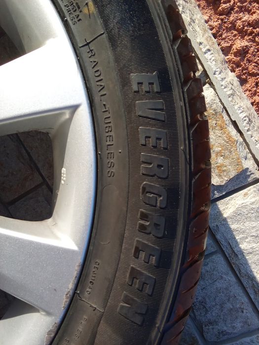 Джанти с гуми 5×114.3 17"