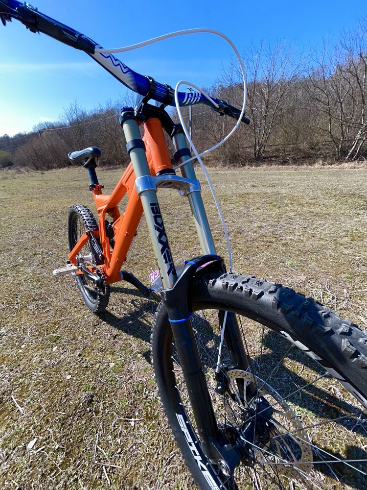 Rock machine Adrenaline 6000 Bicicleta Downhill
