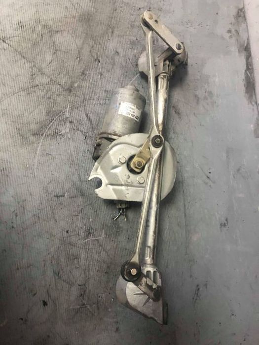 ansamblu stergatoare motoras toyota yaris 1999-2005